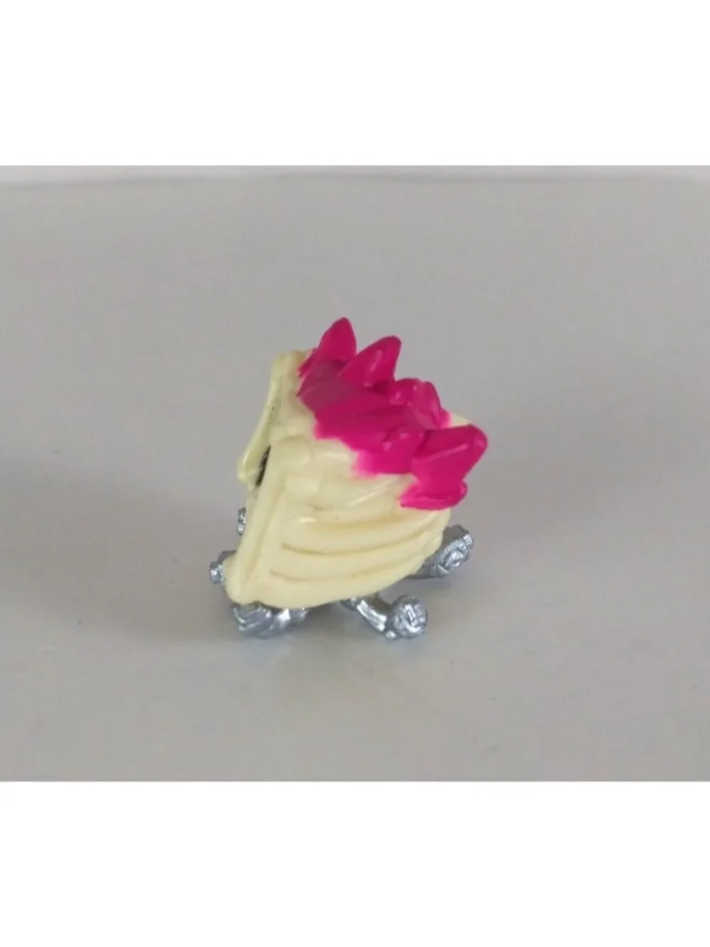 Mr. Beast Labs Swarms Hyper Fusion Series Bone Breakers Fossil Screen